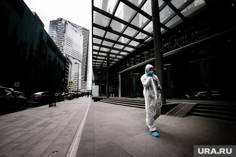 Москва занимает лидирующие позиции по заболеванию коронавирусом среди российских регионов