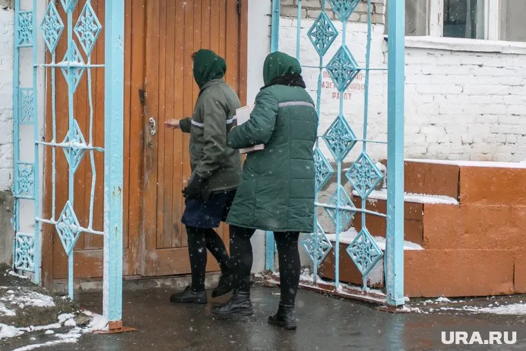 В настоящее время, по словам эксперта, власть женщин ограничивается женскими колониями