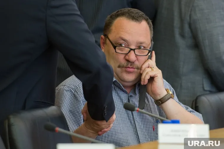 Ранее Роман Шадрин был депутатом гордумы Екатеринбурга от «Единой России»