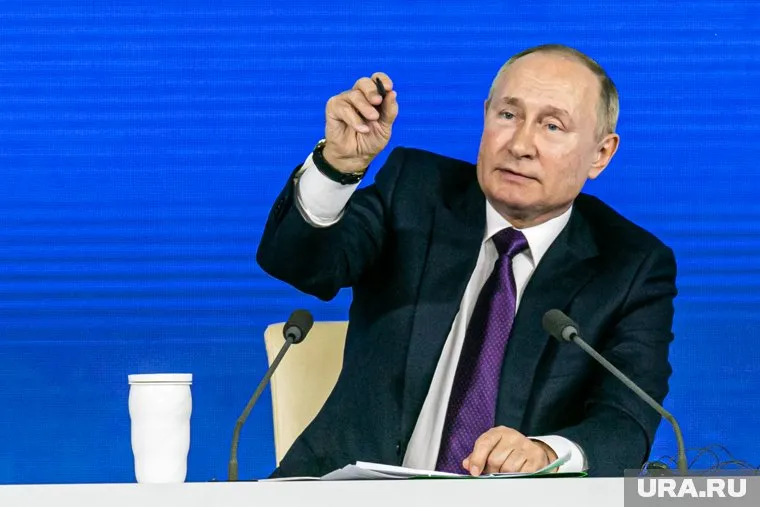 Путин отметил наградами шестерых свердловчан