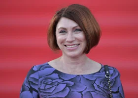 «Кто хочет замуж — выйдет»: Роза Сябитова дала важный совет россиянкам