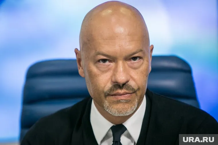 Бондарчук преподал жесткий урок молодому коллеге