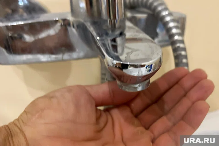 Прокуратура занялась проверкой отключения воды в квартире ветерана Великой Отечественной войны