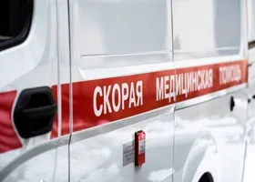 В Екатеринбурге труп человека лежит в снегу больше двух часов