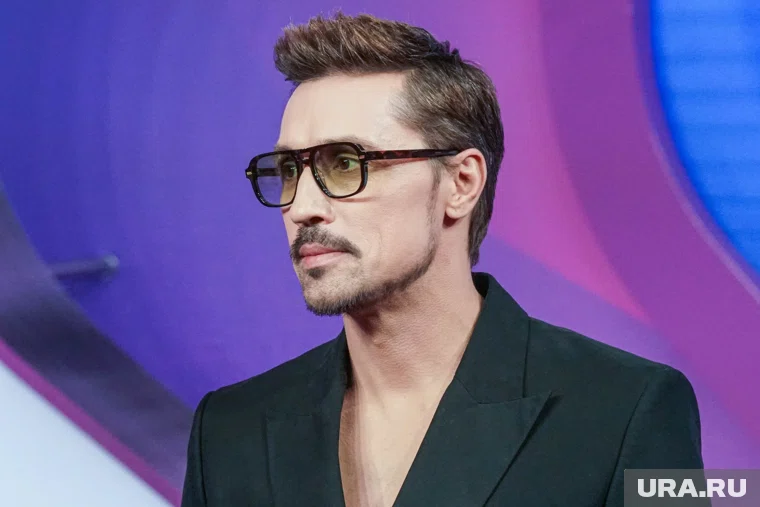 Билан стал наставником для вокалистки из Кургана