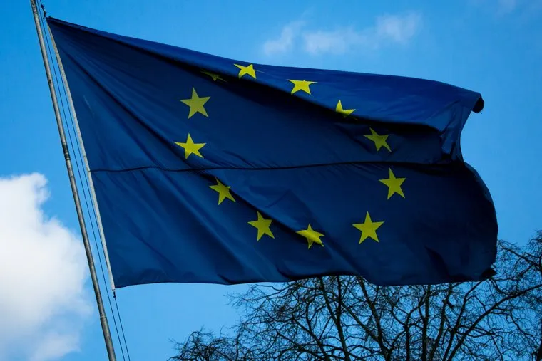 Флаг Евросоюза. Москва