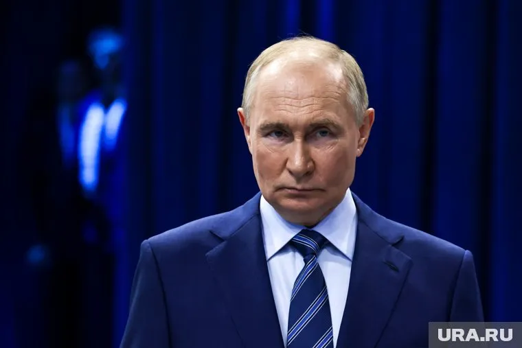 Президент Владимир Путин заявил, что России нужно модернизировать "Орешник"