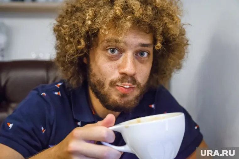 Тюменские власти так и не дали подробный ответ на претензии к важному инфраструктурному проекту от самого популярного блогера России Ильи Варламова (на фото)