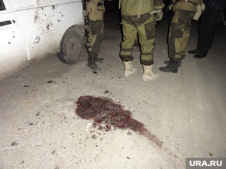 Автомобиль миссии ОБСЕ подорвался на фугасе возле села Пришиб