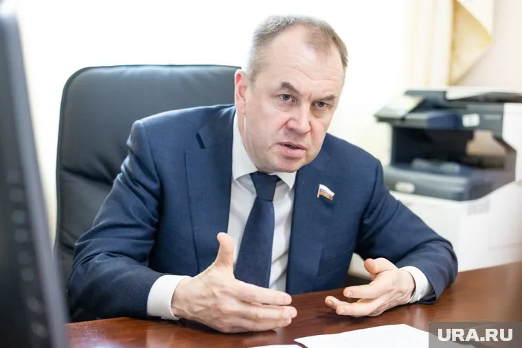 Станислав Наумов готов лично отставить права тех, кто уехал из страны и теперь работает удаленно