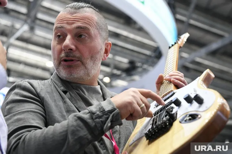 Вадим Самойлов в очередной раз покритиковал Ельцин Центр