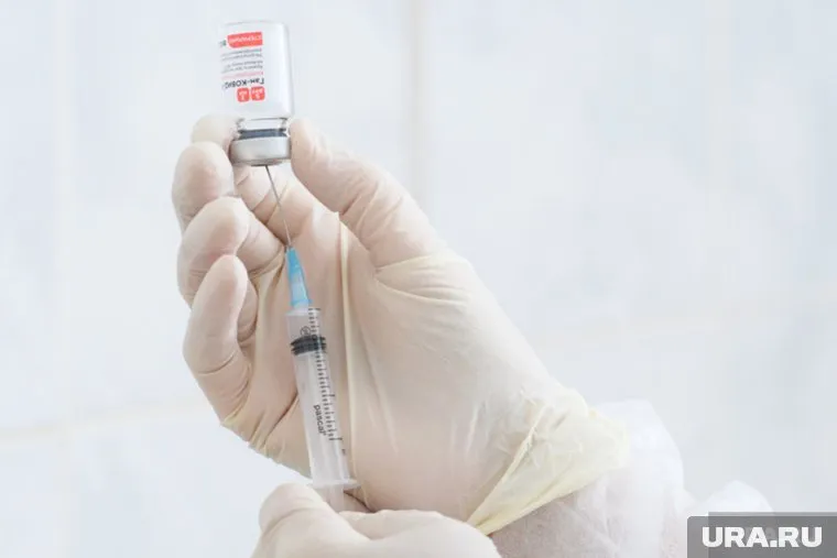 Женщины реже заболевают коронавирусом, чем мужчины, из-за меньшего числа рецепторов