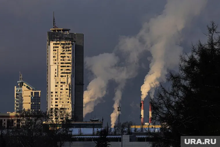 Незавершенный небоскреб — один из главных позоров Екатеринбурга