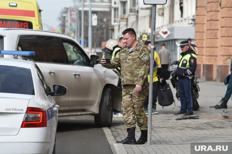 Участники аварии поедут в ГИБДД устанавливать виновника