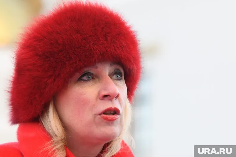 Захарова обвинила Зеленского в циничности из-за ударов по гражданским объектам