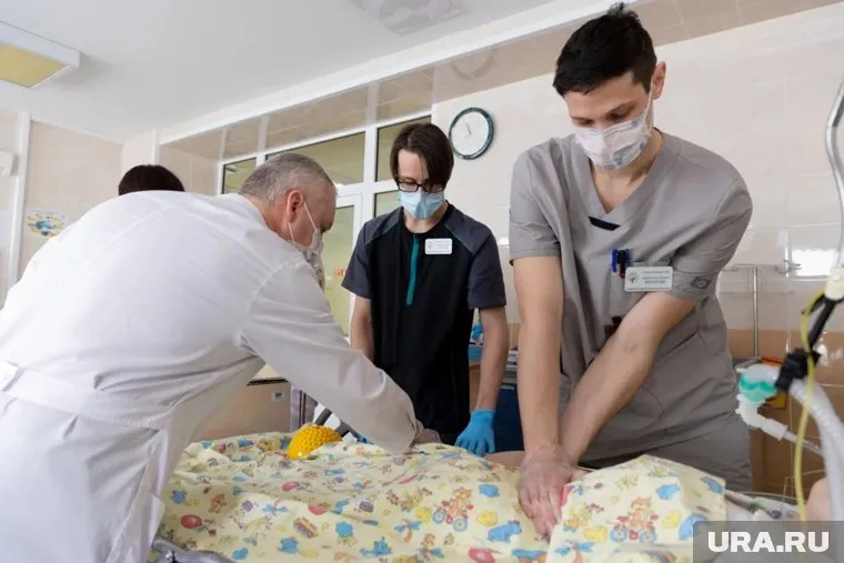 Сейчас к мальчику вернулись речь и подвижность, а сознание почти полностью восстановилось