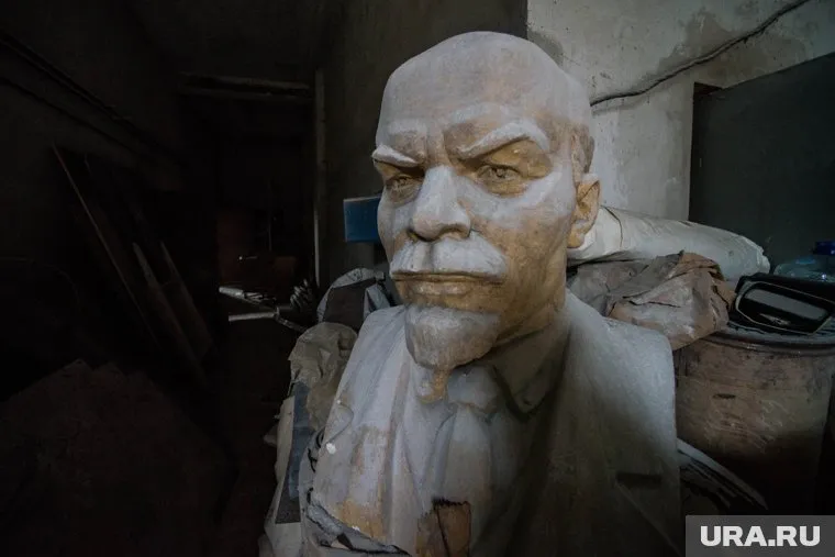 В Альменево решили отреставрировать памятник Ленину