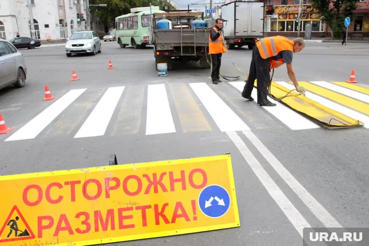 Минтранс предложил выделить разделительную полосу желтым