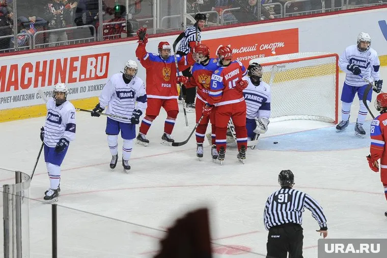 Агент Митьков сообщил, что у него якобы есть информация о допуске сборной РФ по хоккею на ОИ-26