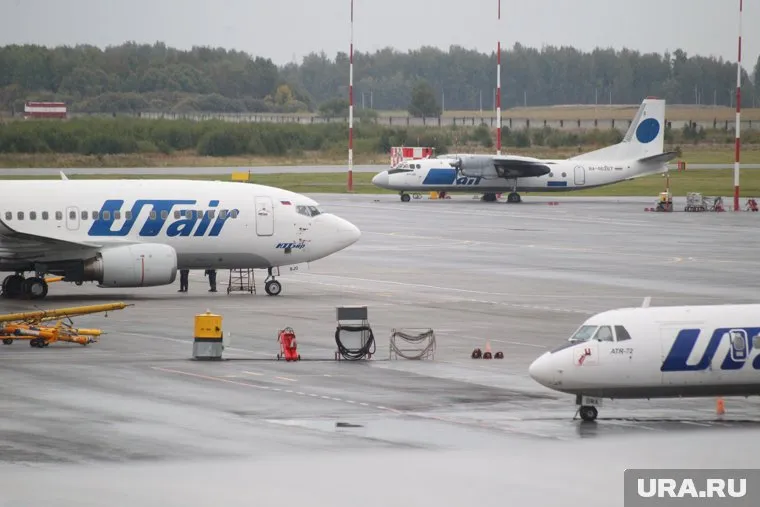 Двойной рейс авиакомпании Utair отменен из-за погодных условий на Ямале