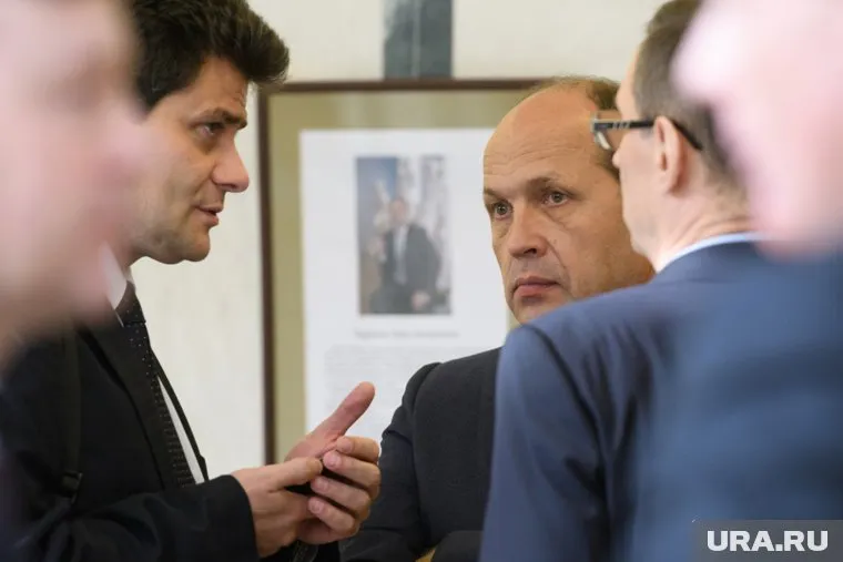 Высокинский согласовал своего нового управленца с его прежним начальником