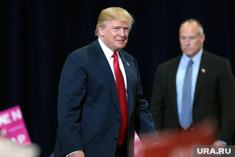 Дональд Трамп (на фото) заставит украинского лидера Владимира Зеленского уйти в отставку, считает Евгений Шевченко