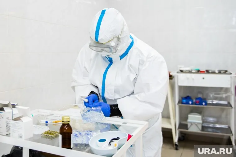 Мария ван Керкхове опровергла мнение о том, что «Омикрон» проходит в легкой форме