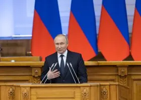 Путин дал шанс молодым иностранцам получить должность в России
