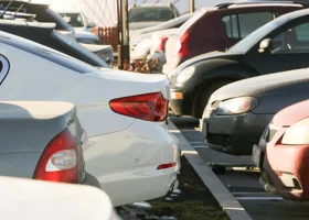 Жители Тюмени боятся заказывать автомобили из Южной Кореи и Китая