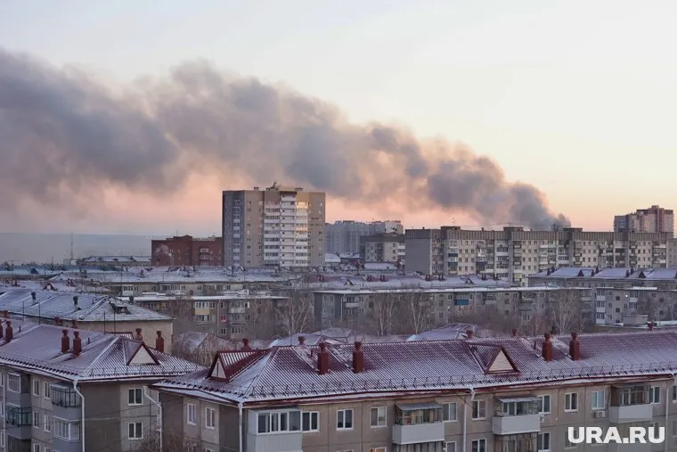 Пожар произошел недалеко от Троицкой площади