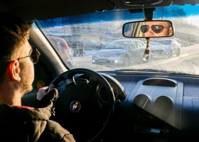 Челябинцам рассказали, чьи зарплаты ближе к зиме подскочили до 200 тысяч рублей