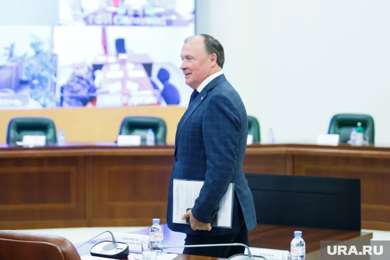 Алексей Орлов написал заявление на увольнение 28 сентября и сейчас в отпуске