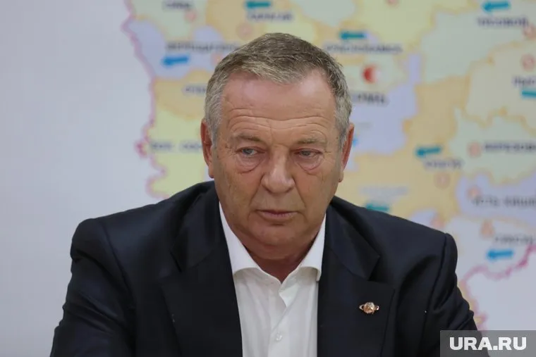 Бизнесмен заявил, что силовики изъяли у него сотовый телефон