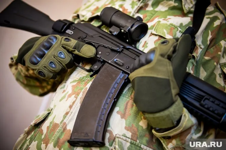 Николай Азаров заявил, что украинские военкоматы лишились человеческого облика