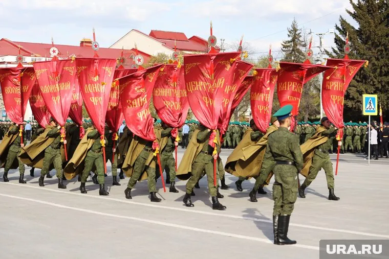 В Кургане проходят праздничные мероприятия, посвященные 77-й годовщине Победы в Великой Отечественной войне