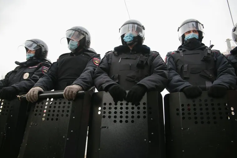 Несанкционированная акция в поддержку Алексея Навального. Пермь