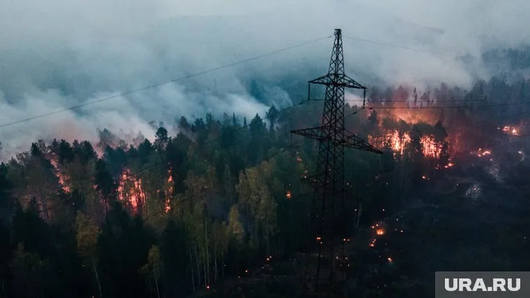 Местные жители готовы тушить пожар самостоятельно (архивное фото)