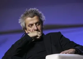 Муж Собчак объяснил, кому оказалось выгодно ДТП с ее участием