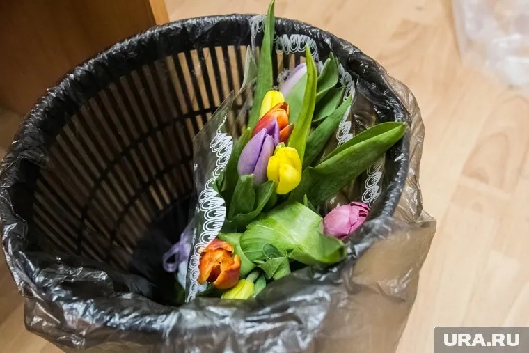 Цена за букет в тюменской «Ленте» отличались от той, которая была указана в системе ритейлера