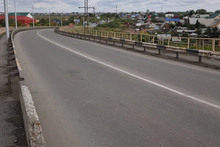 Чеховский мост. Курган