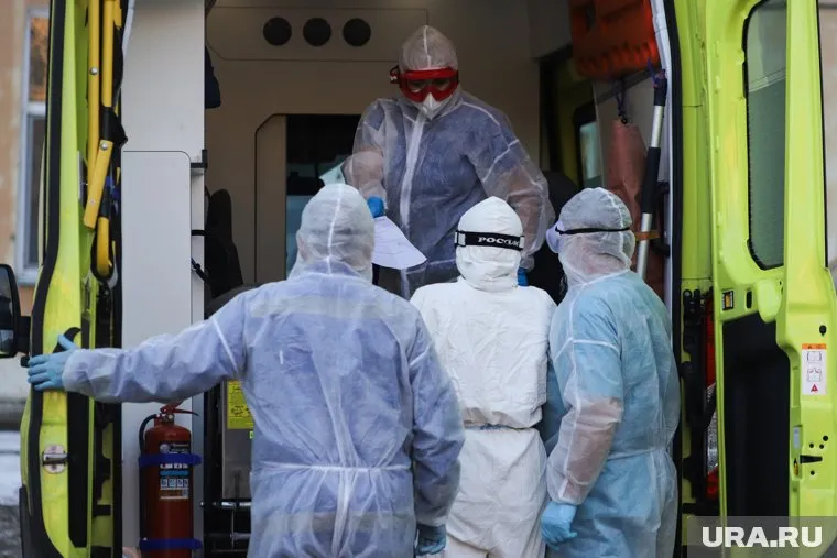 Сергей Нетесов отметил, что третья волна коронавируса уже началась