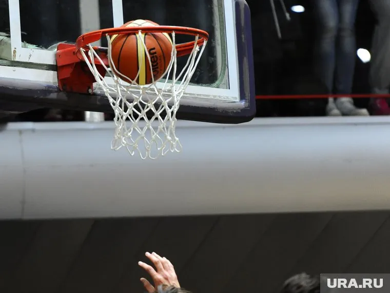 Коля успел только произнести: "Ребята, я все..."