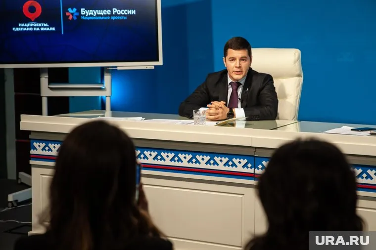 Дмитрий Артюхов получил больше 1700 вопросов от ямальцев