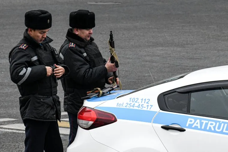 Обстановка в Алма-Ате после погромов. Алма-Ата, Казахстан