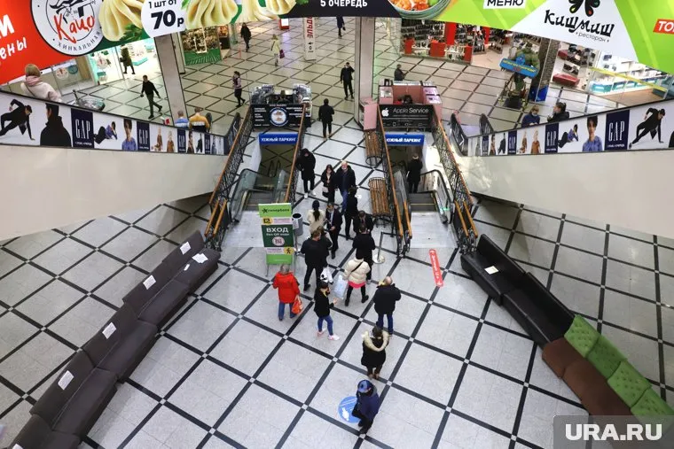 Владелец торгового центра заплатит 150 тысяч рублей за телесные повреждения и нравственные страдания