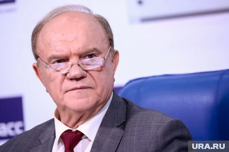 Зюганов поздравил Корею с юбилеем освобождения Кореи