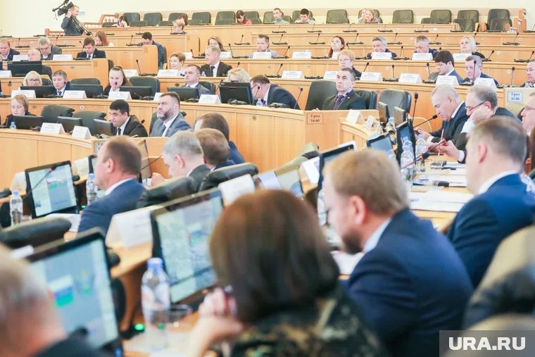 Расходы на депутатов Тюменской областной думы планируют увеличить в 2026 году