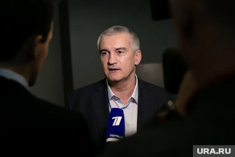 По словам Сергея Аксенова, Запад подталкивает Киев к безумным действиям