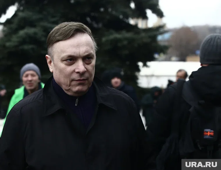 Андрей Разин скрывается в США, следует из материалов уголовного дела