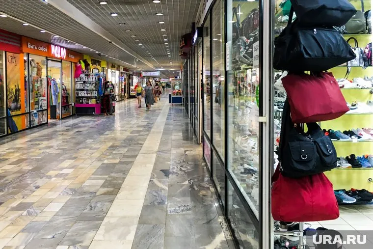 В Курчатовском районе Челябинска срочно продают торговый комплекс